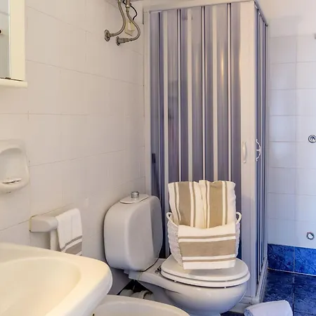 Mit Korallenblick In Chianchitta-pallio By Interhome *